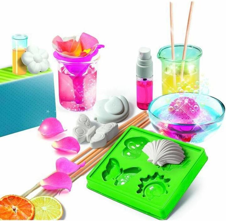 Actual product image Clementoni Mon premier coffret Beauté