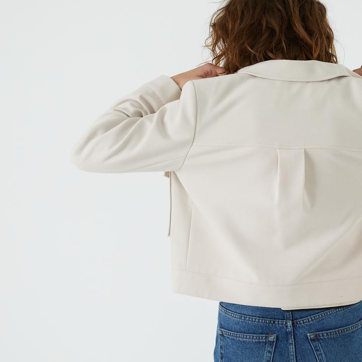Actual product image La Redoute Collections Short jacket with button fastening (38)