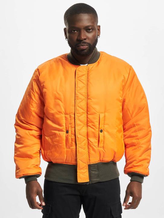 Image du produit Alpha Industries MA-1 - 41663 (XL)
