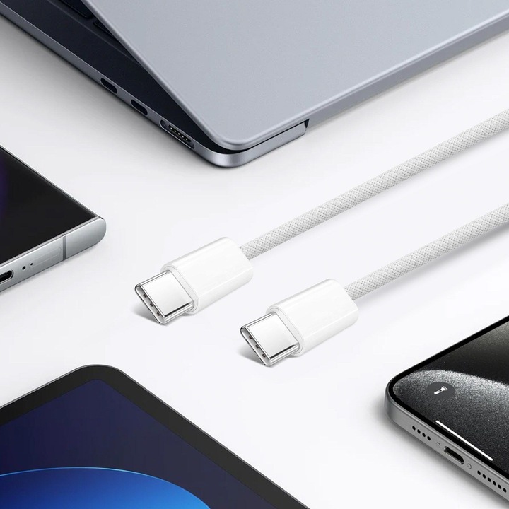 Actual product image Apple USB C – USB C (2 m, USB 2.0)