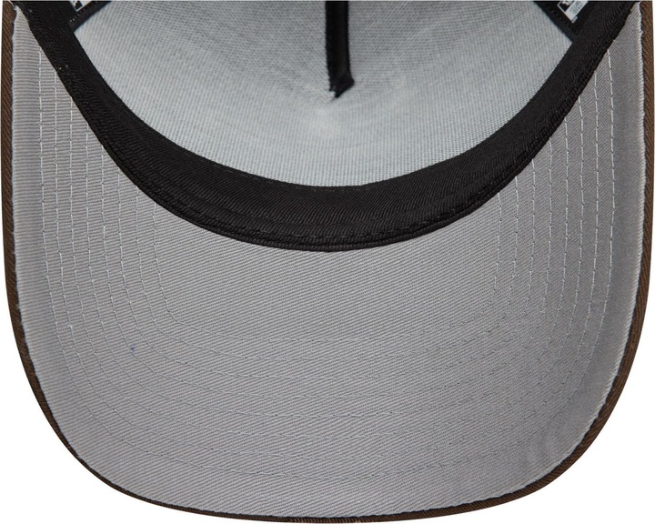 Image du produit New Era Mesh Trucker Cap - Motorsport Racing Beige (Taille unique)