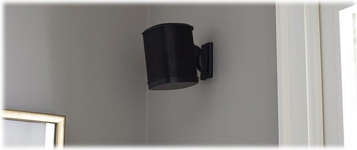 Actual product image Sanus WSWM22 Wall mount for Sonos One, Play:1 and Play:3, Pair (1 pair, Wall installation, Pivoting, Tiltable)