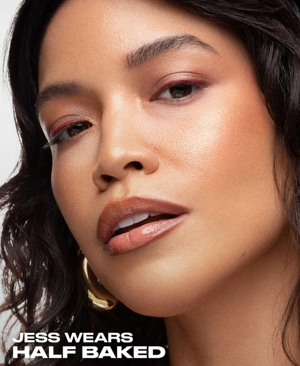 Produktbild Urban Decay Face Bond Luminizer Half Baked Warm Bronze Gold All-Over Liquid (Warm Bronze Gold, Highlighter)