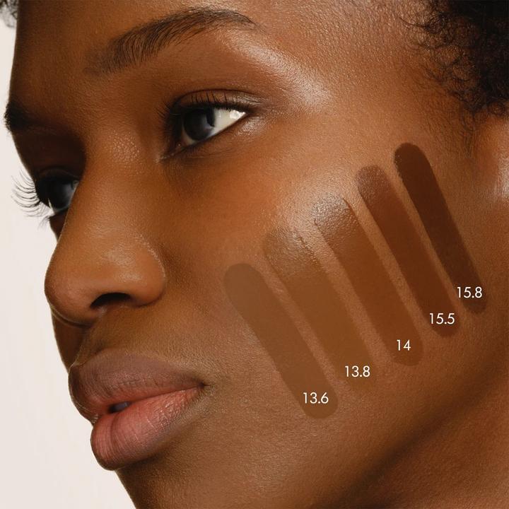 Actual product image Armani Exchange Luminous Silk Foundation