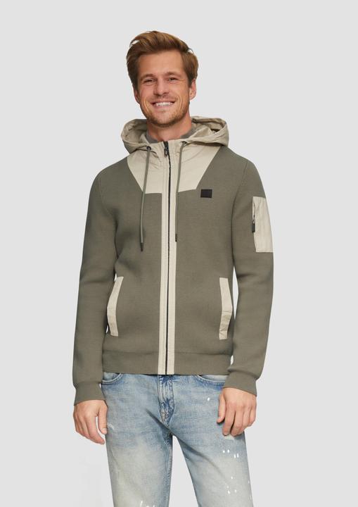 Produktbild s.Oliver Strickjacke Hybridstrickjacke mit Kapuze aus Fabricmix (M)