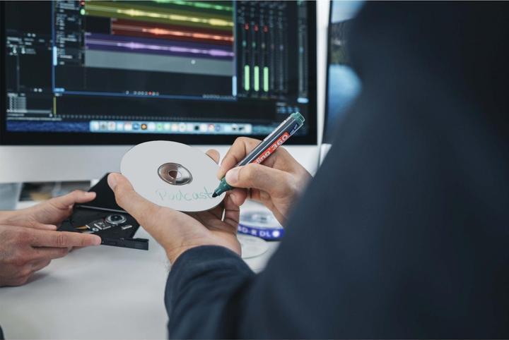 Actual product image Verbatim 1x10 M-Disc BD-R BluRay 50GB 6x Speed Cakebox printable (10 x)