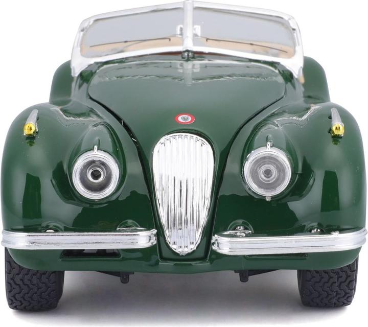 Actual product image Bburago 18-22018 - Jaguar XK 120 Roadster (1951) dark green - 1:24