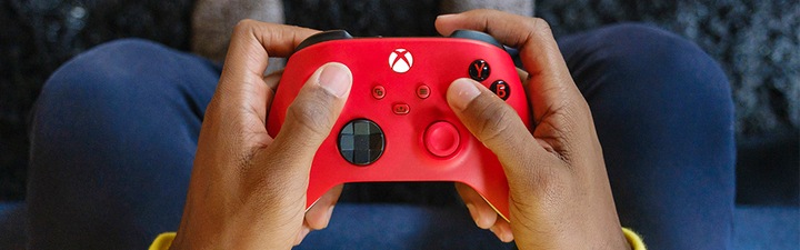 Immagine prodotto Microsoft Xbox Wireless Controller - Pulse Red (Xbox One S, Xbox Serie S, PC, Xbox One X, Xbox Series X)