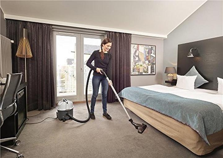 Actual product image Nilfisk VP302 (Dry vacuum cleaner)