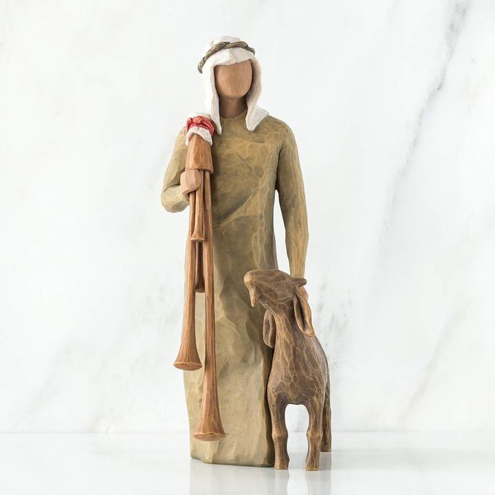 Actual product image Willow Tree Shepherd with bagpipe