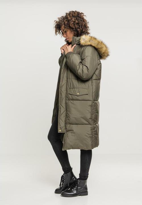 Image du produit Urban Classics UC Curvy Ladies Oversize Faux Fur Puffer Coat (M)