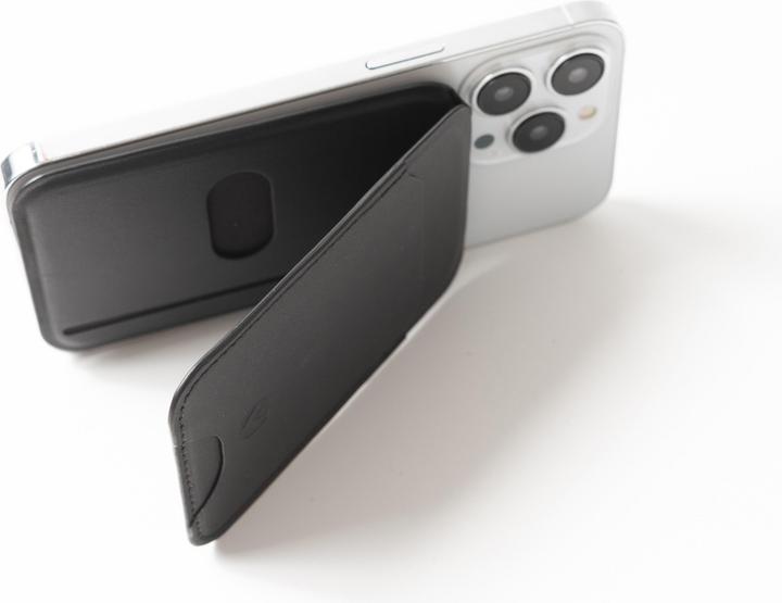 Produktbild Valenta CardCase Stand MagSafe Schwarz, Zubehörtyp