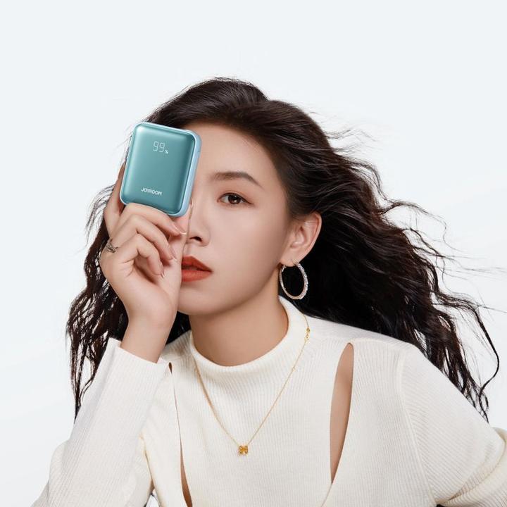 Actual product image Joyroom 22.5W Powerbank 10000mAh Fast Charging with Dual Cables - Blue (10000 mAh, 22.50 W, 38.50 Wh)