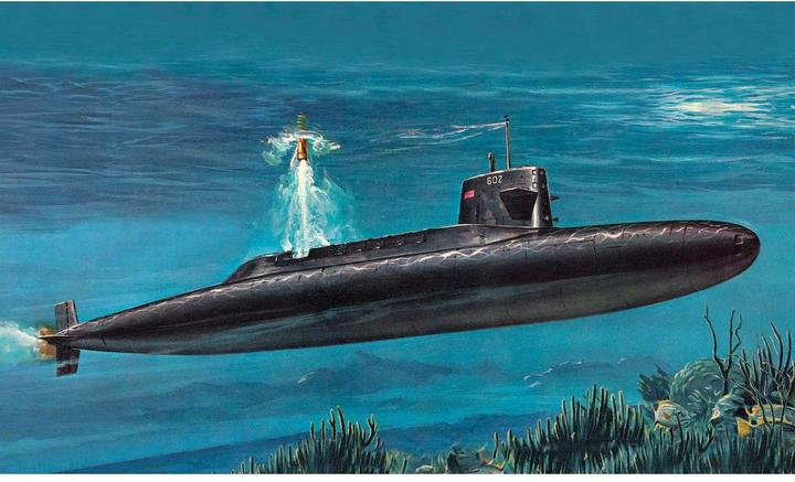 Produktbild Revell S.S.B. Abraham Lincoln with Interior