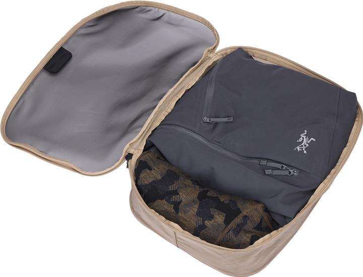 Actual product image Thule packing cube