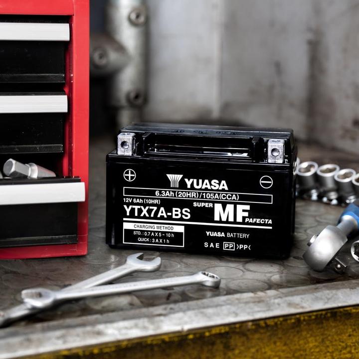 Produktbild Yuasa AGM Motorradbatterie 12V 6.3Ah 100A (12 V, 6.30 Ah, 100 A)