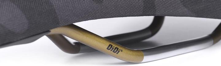 Produktbild DMR Sattel/selle OiOi. Black Camo.