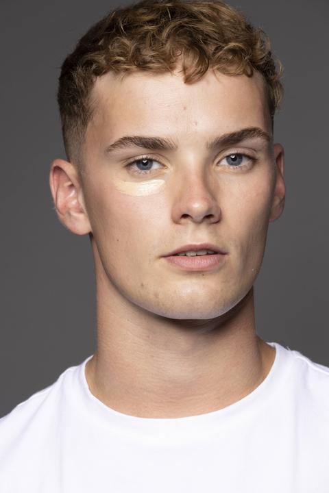 Actual product image Shakeup Eye Eye Captain Undereye Concealer Light