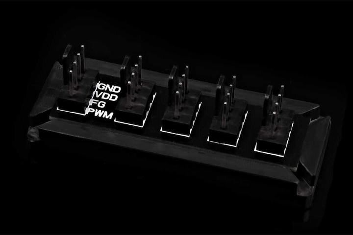 Actual product image Phobya 4Pin PWM to 4x 4Pin splitter (4 Fan)