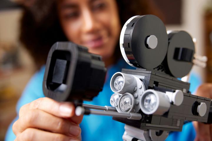 Immagine prodotto LEGO Fotocamera - Omaggio a Walt Disney (43230, Set LEGO rari, LEGO Disney)