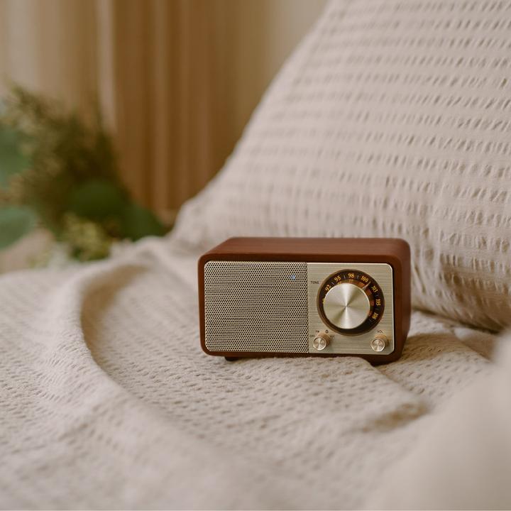 Actual product image Sangean Design-Radio WR-7 (Genuine Mini) Cherry (FM, Bluetooth)