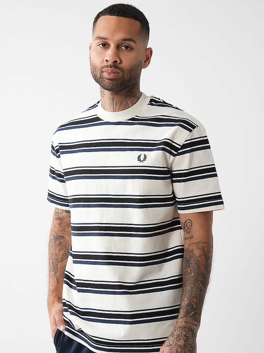 Actual product image Fred Perry M8573 (L)
