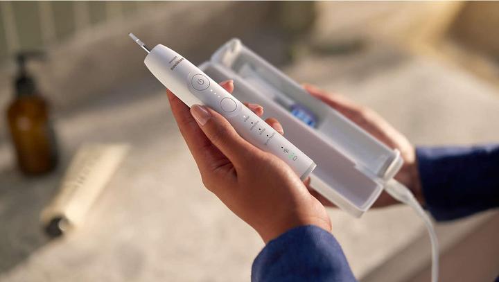 Immagine prodotto Philips Sonicare Series 7100 (Spazzolino sonico)