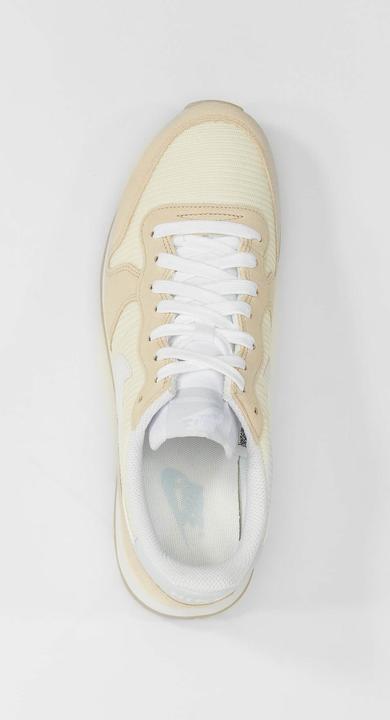 Actual product image Nike Internationalist (36)