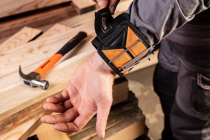 Actual product image Neo Tools Magnetic Bracelet (1 Piece)