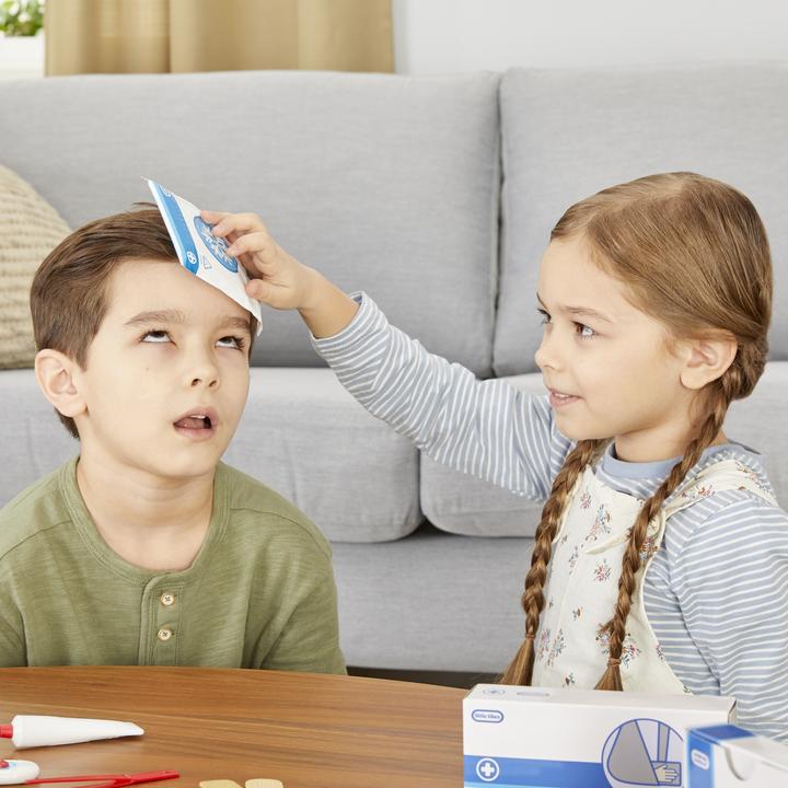 Actual product image MGA Little Tikes First Aid Kit