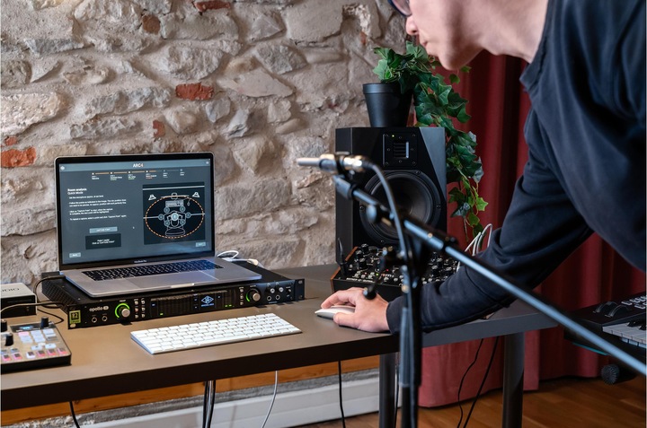 Produktbild IK Multimedia ARC Studio (USB)