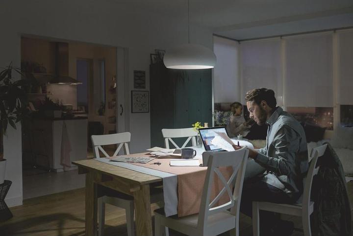 Actual product image Philips LED Classic (E27, 4.50 W, 470 lm, 1 x, F)