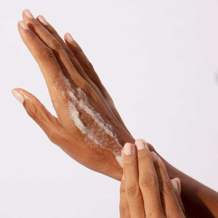 Produktbild Ouai Scalp & Body Scrub (250 ml)