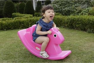 Immagine prodotto Little Tikes Cavallo a dondolo, 12 anni, plastica, rosa