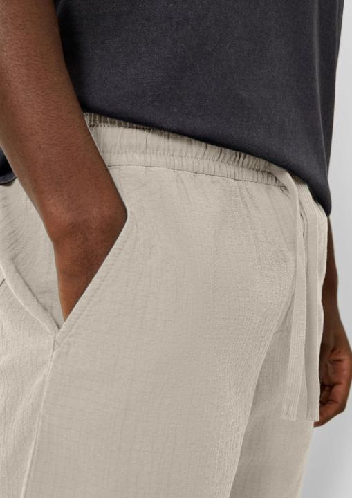 Actual product image s.Oliver Strukturierte Jogger-Shorts (L)