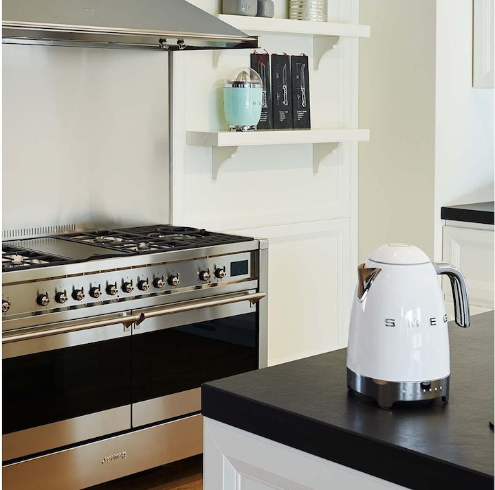 Actual product image Smeg 50's retro style with temperature control (1.70 l, EU plug)