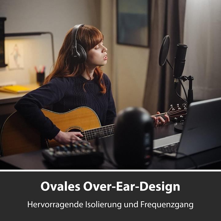 Actual product image AKG K371 (No noise cancellation, Cable)