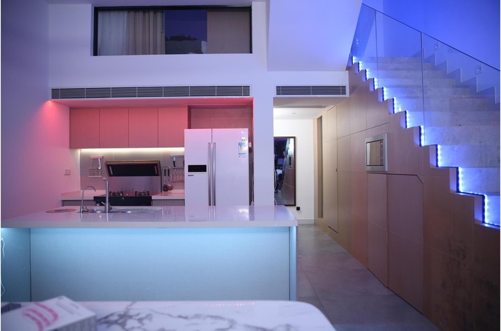 Actual product image Xiaomi Yeelight Lightstrip Plus Extension (Multicoloured, 100 cm, Indoor)