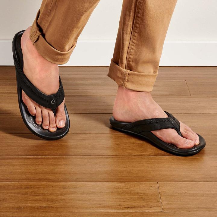 Actual product image OluKai Hiapo (43)