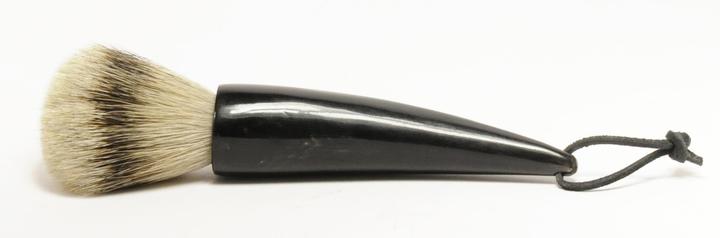 Image du produit Blaireau à pointe argentée Corne noire (Blaireau)