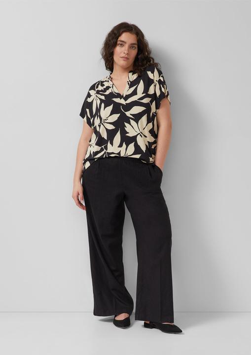 Produktbild s.Oliver Gemustertes Jersey-T-Shirt mit V-Ausschnitt (46)