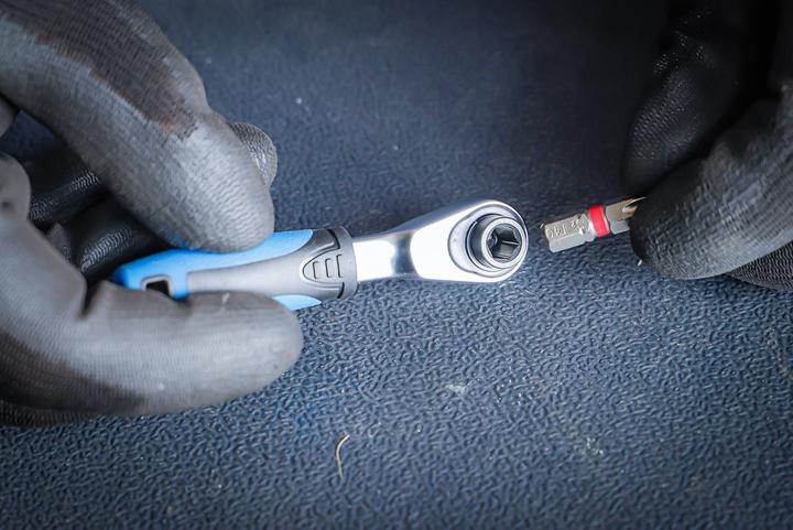 Actual product image BGS Color Bit Set | with Bit Ratchet | External Hexagon 6.3 mm (1/4") | 43 pcs. (Cross Phillips PH)