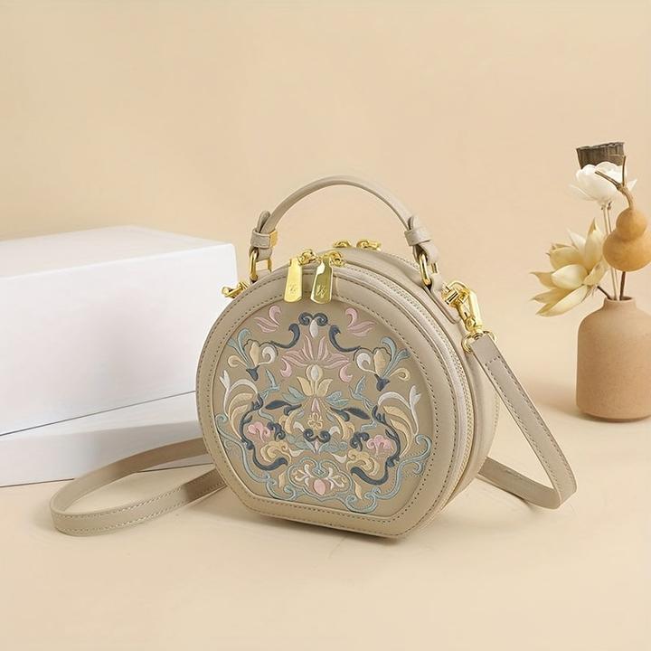Actual product image Only-Bags.Store Elegant shoulder bag embroidered with flowers - Chic faux leather shoulder bag with gold-coloured