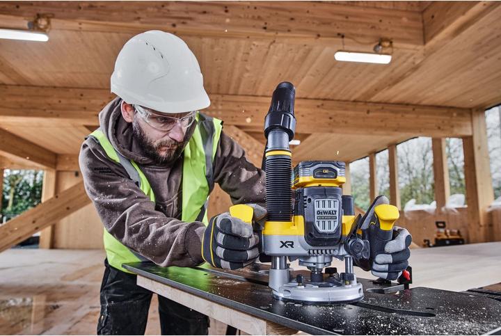Actual product image DeWalt 18V XR milling machine 12mm 1/2inch. 2x5AH hp