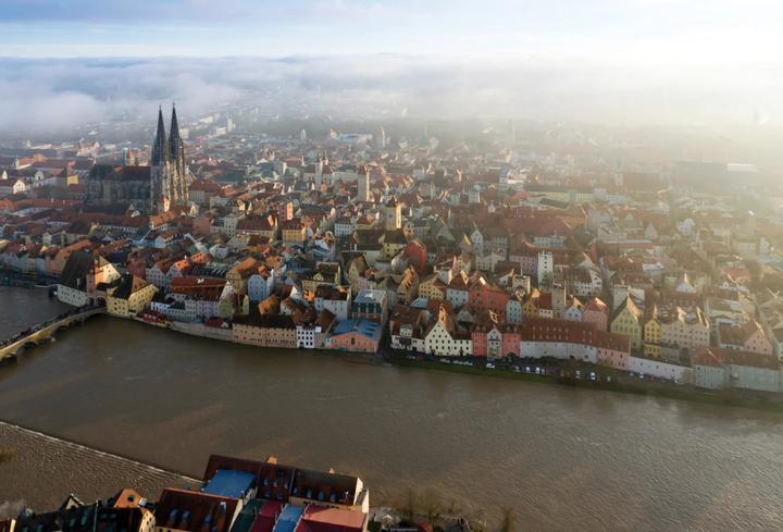 Produktbild Regensburg (Deutsch, Sebastian Karnatz, 2018)