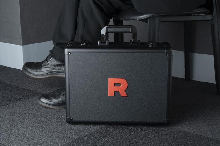 Produktbild Pokémon Scarlet & Violet - Glory of Team Rocket Attaché Case (Japanisch, Booster Pack, Box Set & Collection)