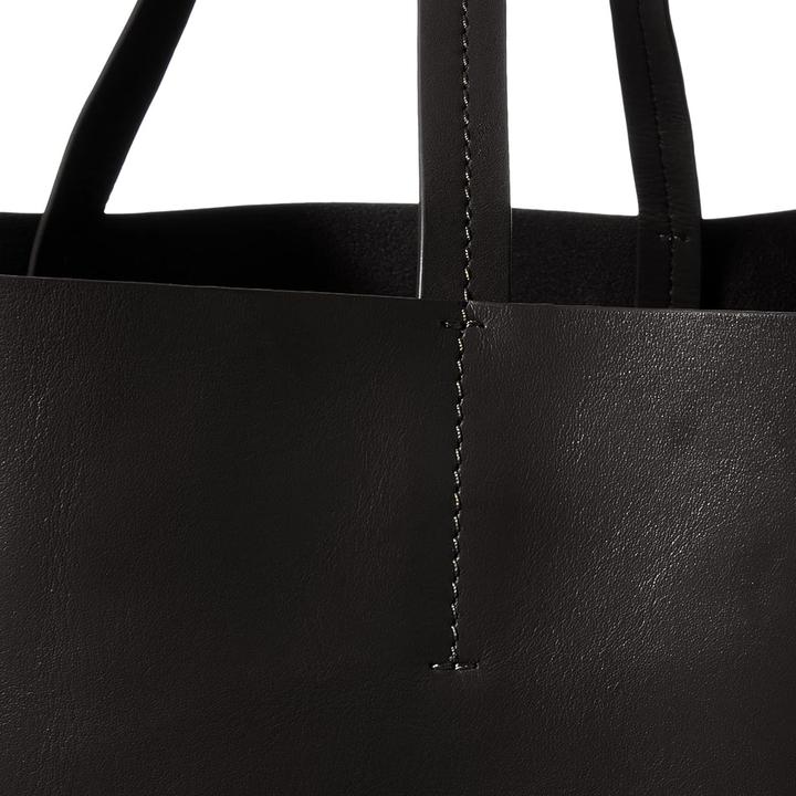Image du produit s.Oliver Shopper en cuir véritable avec deux poignées fixes