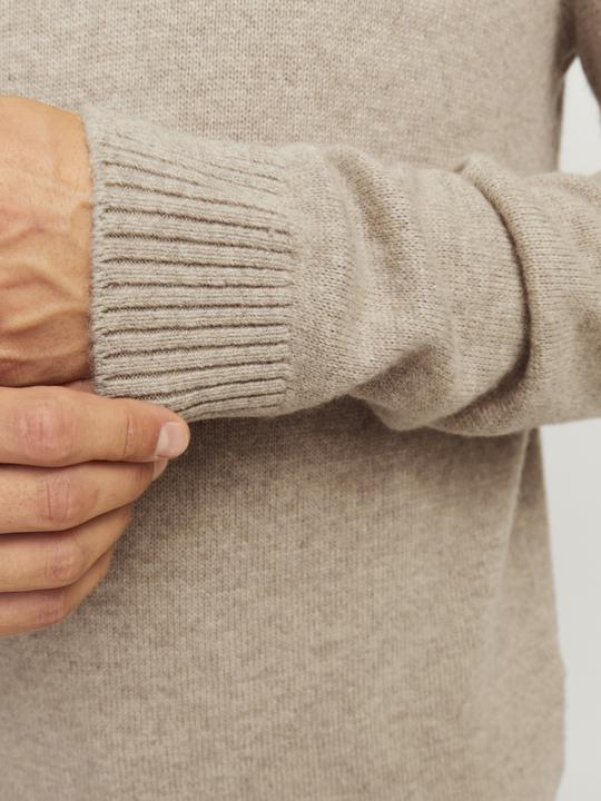 Actual product image Jack & Jones Plain knitted jumper with round neck Knitted jumper with round neck (XXL)