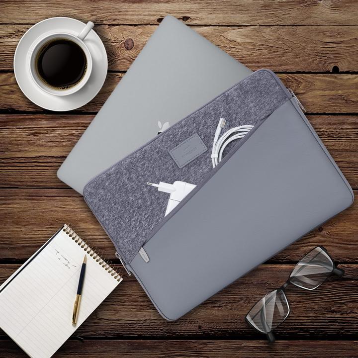 Actual product image Rivacase Egmont 7903 (13.30", Apple)