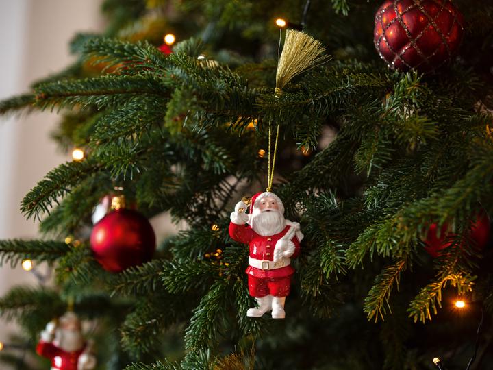 Actual product image Villeroy & Boch Ornament Santa Christmas Classics (1 x)